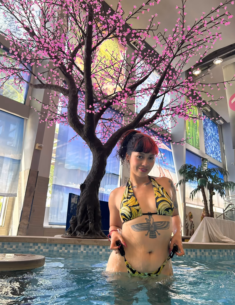 Princess Rose lifestyle 010